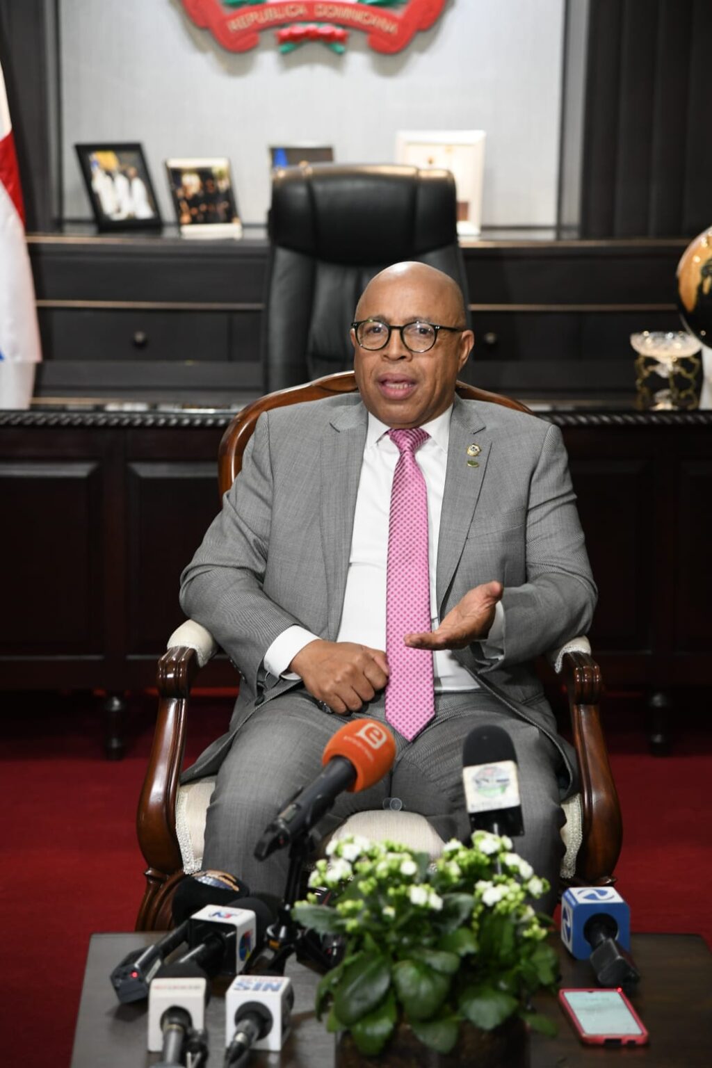 4cab7a1e-e9a2-4512-b54a-1c430b3aeacd-1024x1536