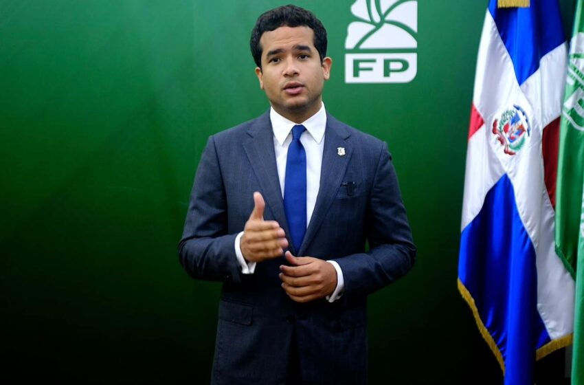  Omar Fernández: “Hoy dominicanos están vulnerables ante aumento de tasa en préstamos bancarios”