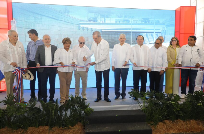 Abinader inaugura paso a desnivel de la Isabel Aguiar y anuncia otras obras